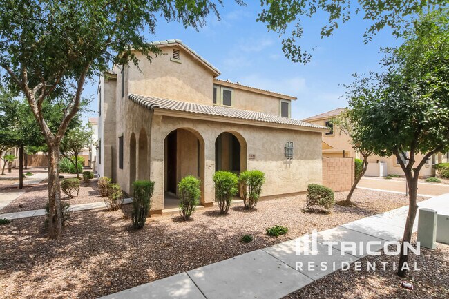 Primary Photo - 4360 E Carla Vista Dr