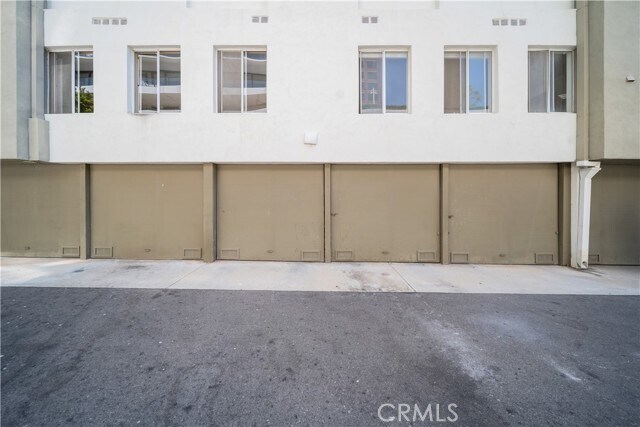 Building Photo - 1234 Granville Ave