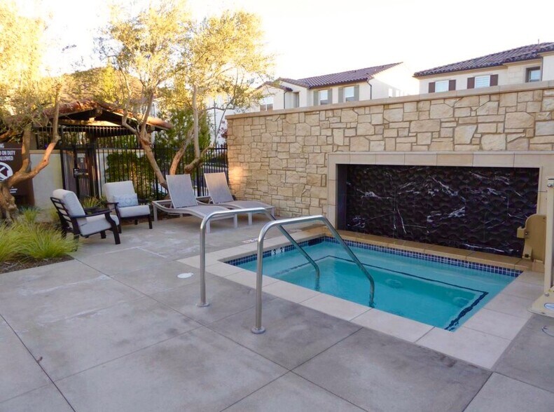 Building Photo - 28519 Moyer Ln