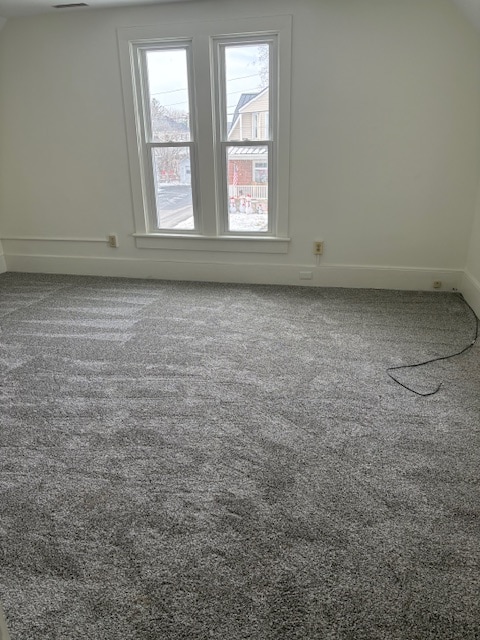 Building Photo - 628 N Sandusky St