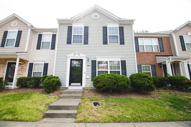 Primary Photo - Charming 3-Bedroom, 2.5 Bath Townhome Comi...