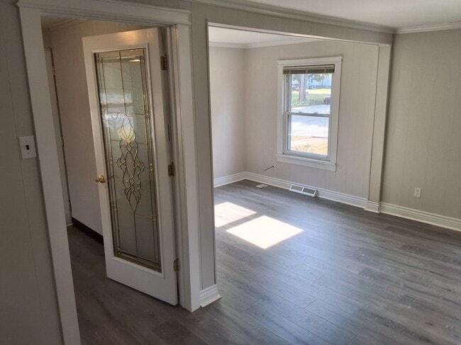 Building Photo - 5198 South St