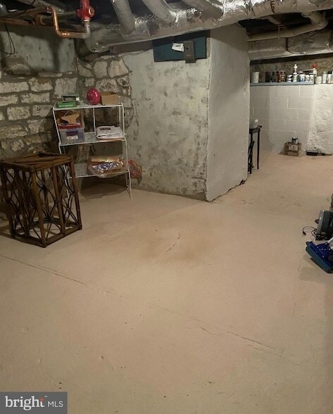 Building Photo - 6 E Cecil St