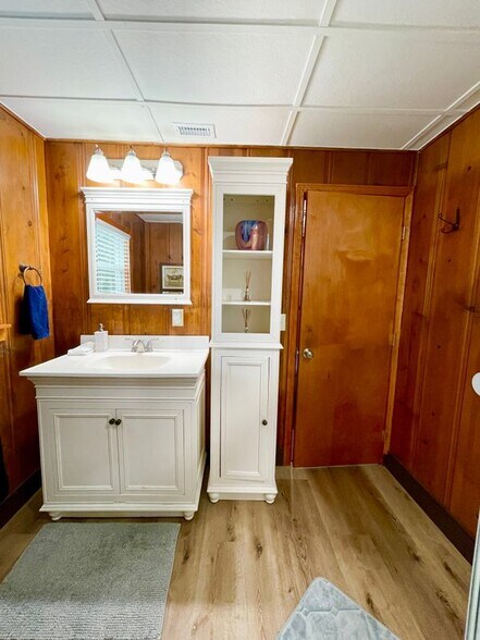 Building Photo - 33424 Holcomb Creek Dr