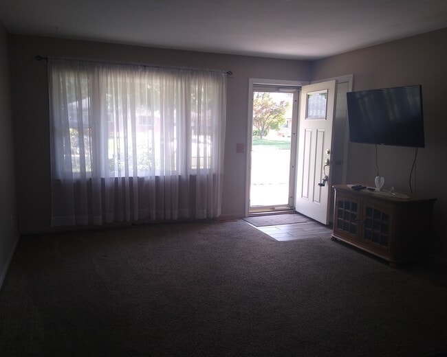 Living Room - 1777 Parkway Dr S