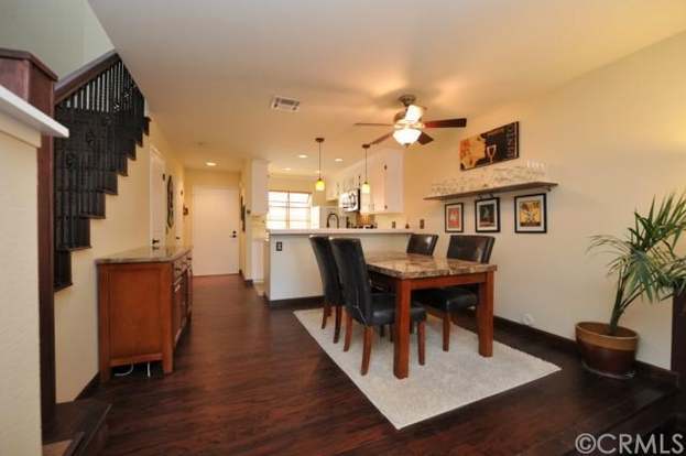 Building Photo - 3 Lakepines-