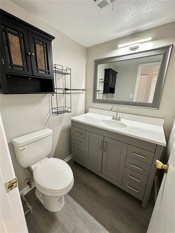 Building Photo - 2019 Whitby Dr