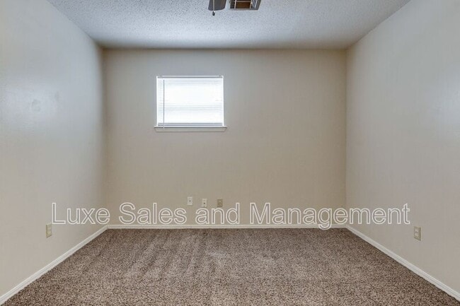 Building Photo - 117 Sahoma Terrace