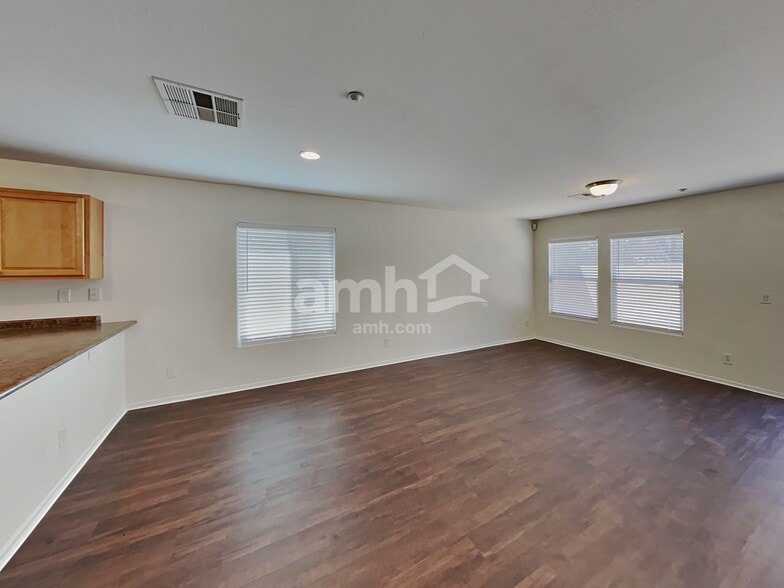 Building Photo - 7601 Seda Ct