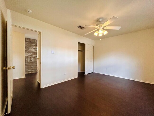 Building Photo - 1235 Deerhound Pl