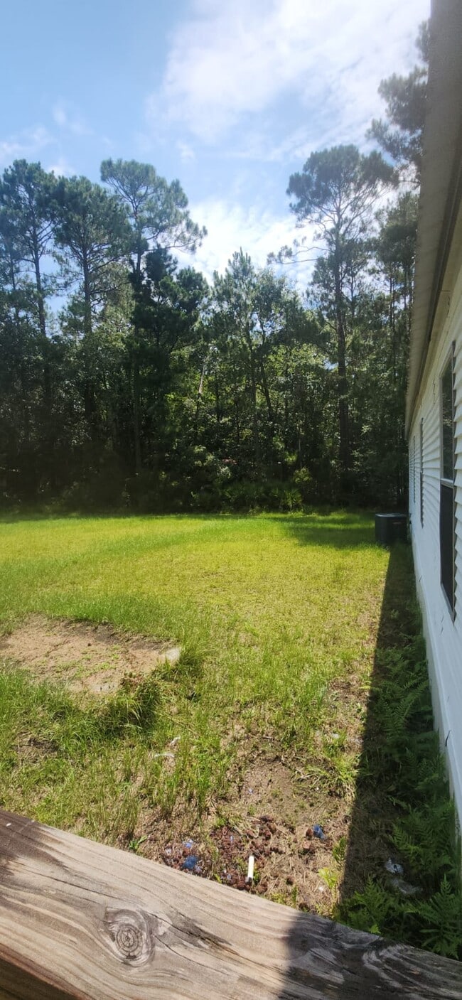 Building Photo - 19 Whispering Pines Cir
