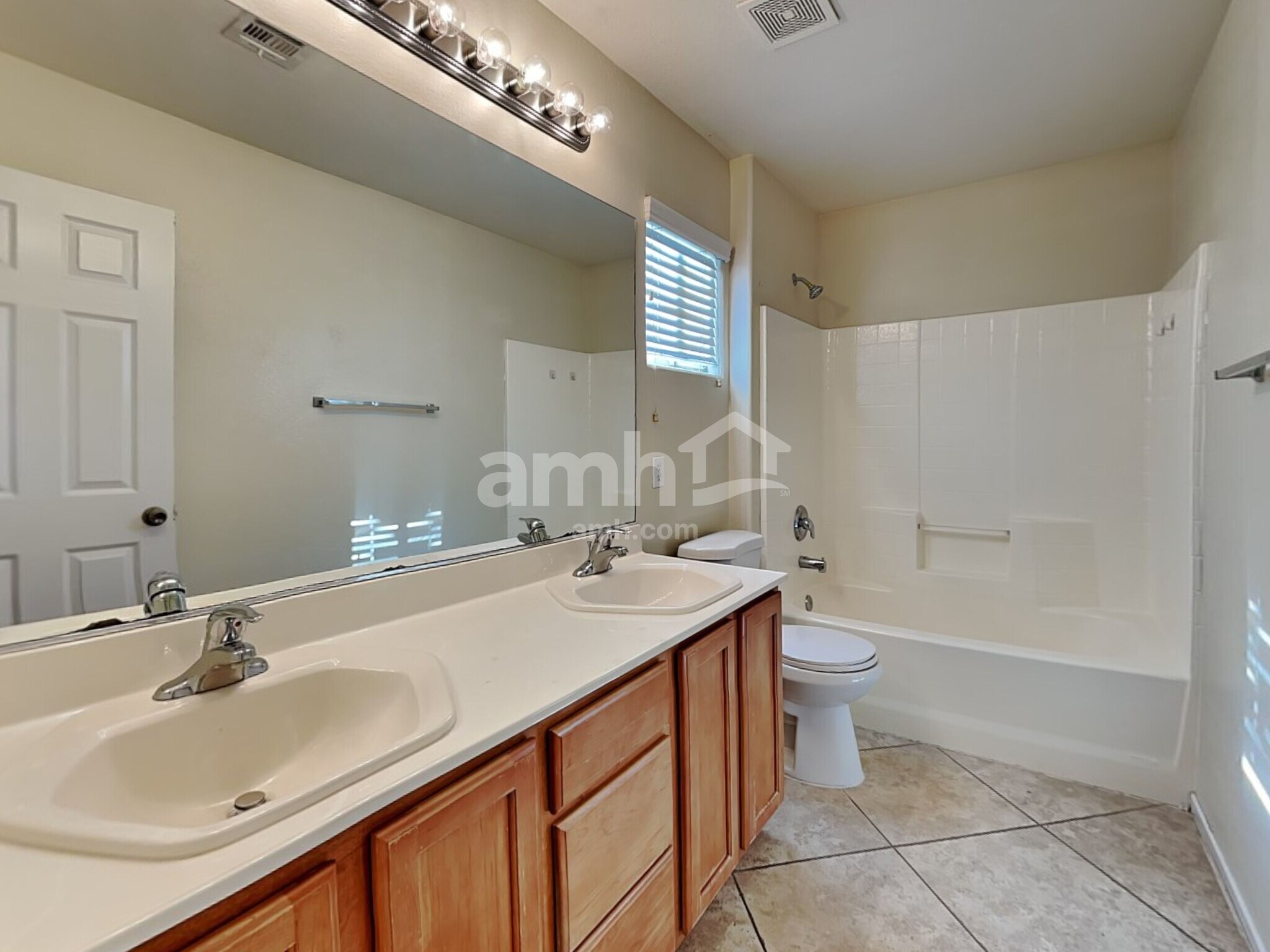 Building Photo - 5828 Michael Dean St