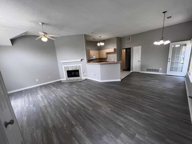 Building Photo - 6900 Wrigley Dr