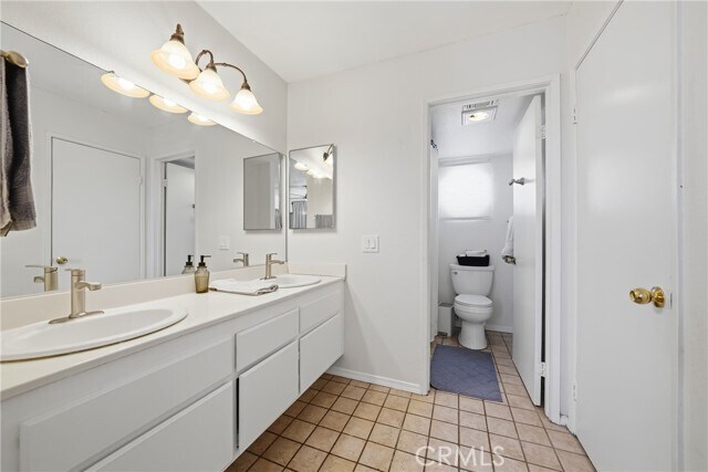 Building Photo - 1505 Canterbury Cir