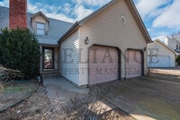 Building Photo - 1417 S Goebel Cir