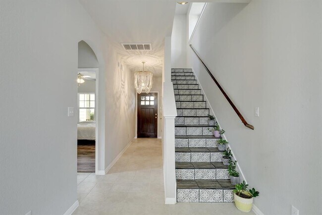Building Photo - 518 Stonewood Ln