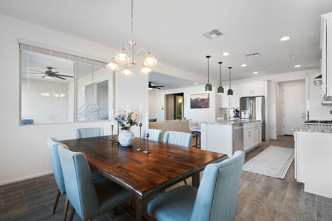 Building Photo - 9735 E Carr Peak Trl