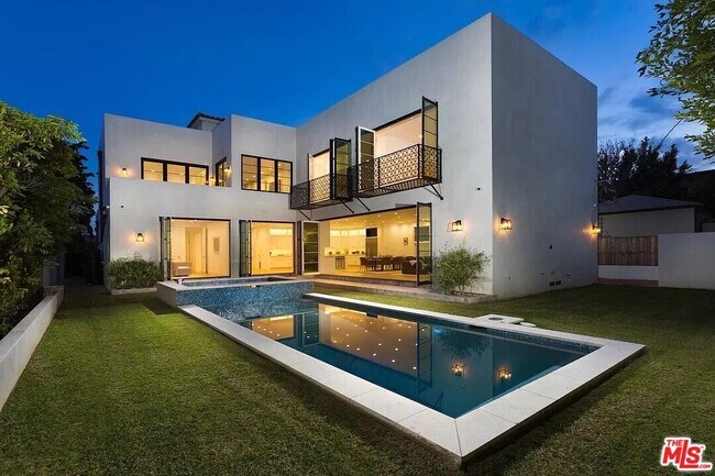Building Photo - 12509 W Sunset Blvd