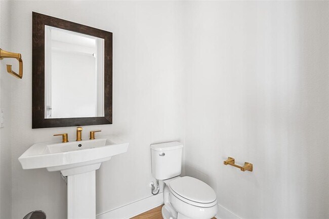 Building Photo - 5336 Cosenza Trce
