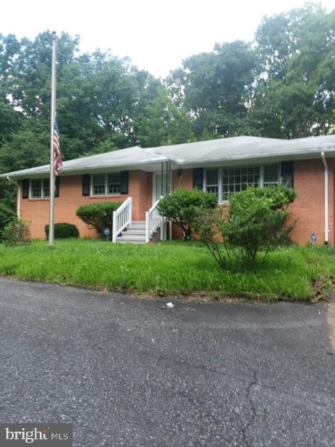 Building Photo - 585 Eskimo Hill Rd