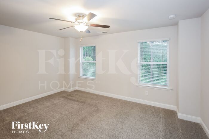 Building Photo - 2029 Cypress Village Dr NW
