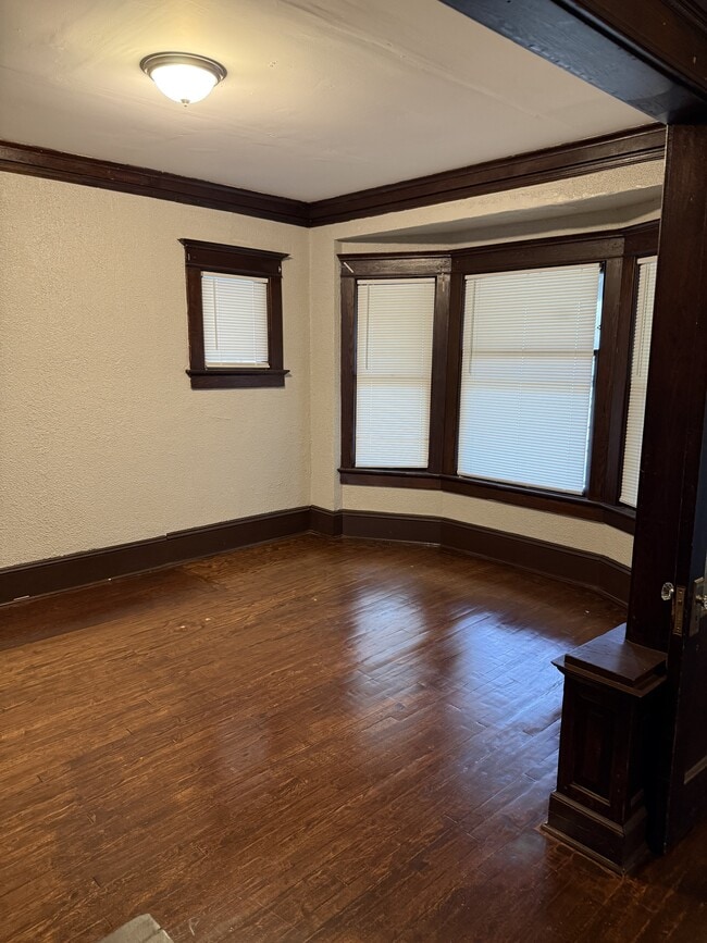 Building Photo - 2124 N 45th St