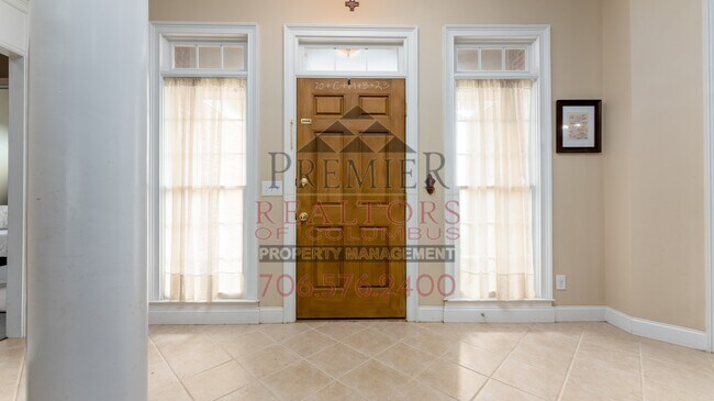 Building Photo - 9230 Garrett Creek Dr