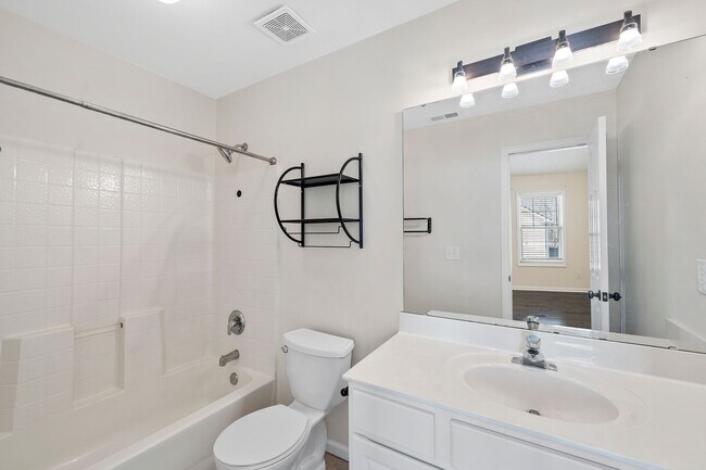 Building Photo - July Move-in, Cary Park!