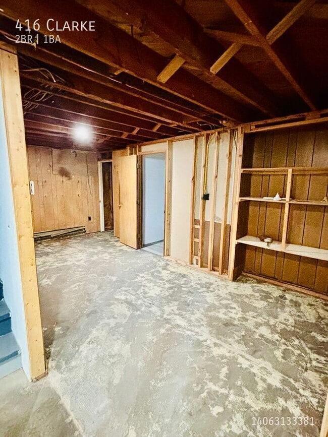 Building Photo - 416 Clarke-