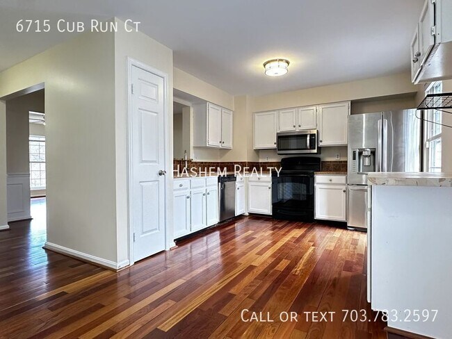 Building Photo - 6715 Cub Run Ct