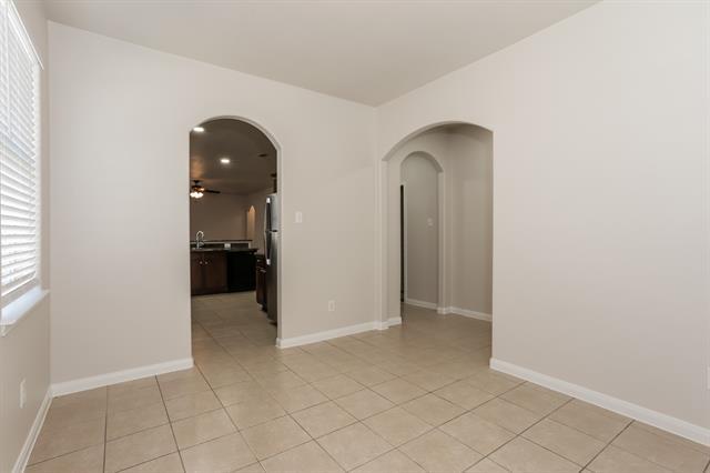 Building Photo - 12417 Shine Ave