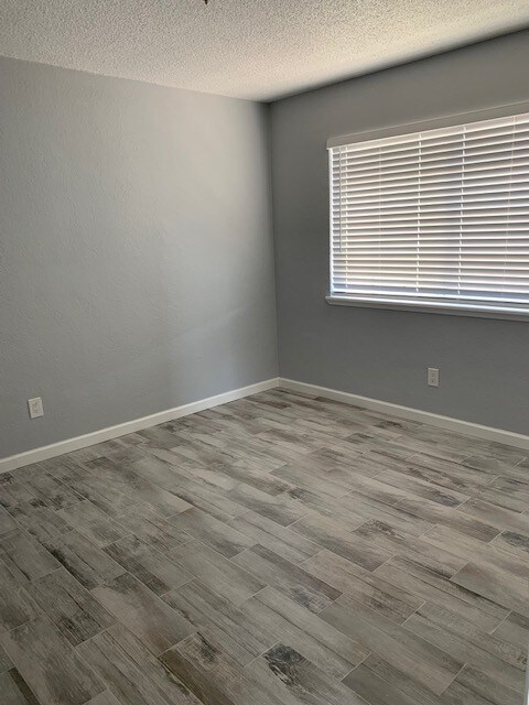 Building Photo - 308 N Second St