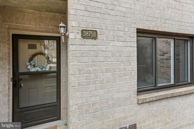 Building Photo - 3875 Steppes Ct