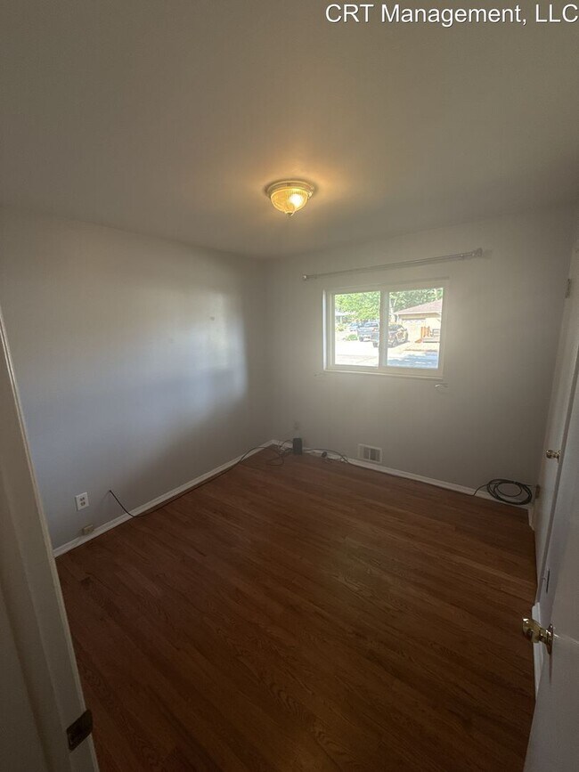 Building Photo - Beautiful 3 Bed 2.5 Single Family Home in ...