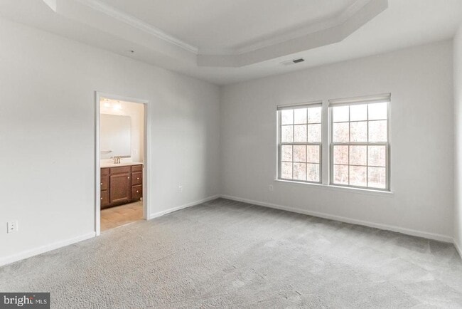 Building Photo - 2784 Fredericksburg Rd