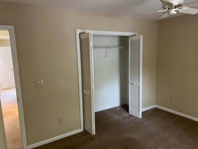 Building Photo - 6611-7227 Bevington Duplex