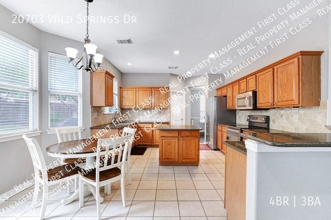 Building Photo - 20703 Wild Springs Dr