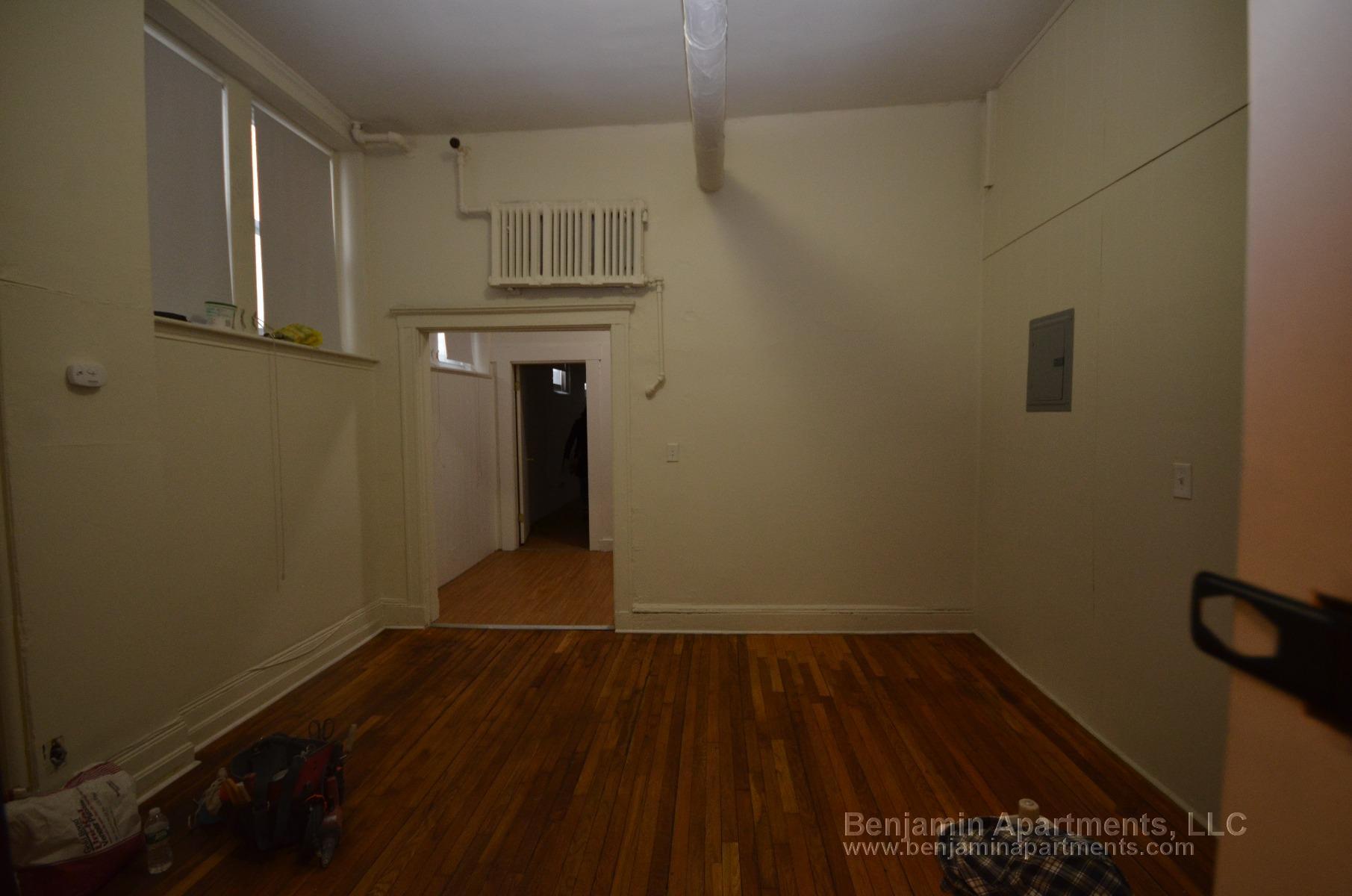 Building Photo - 25 Walbridge St