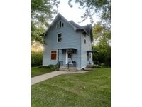 Building Photo - 416 1st St SW