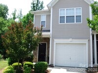 Building Photo - 1510 Royal Auburn Ave