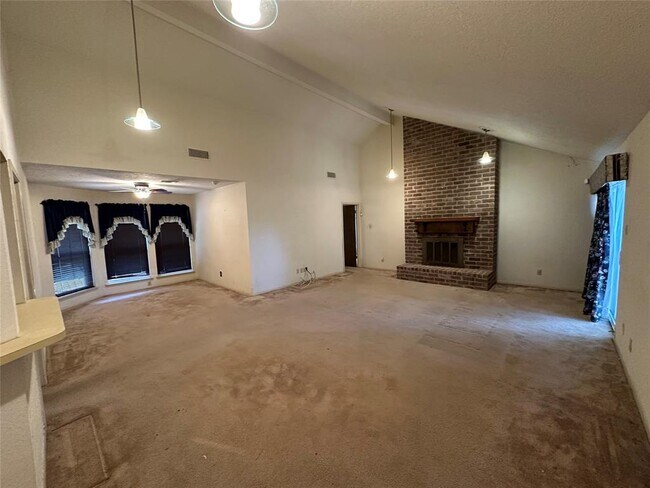 Building Photo - 7310 Treewater Dr