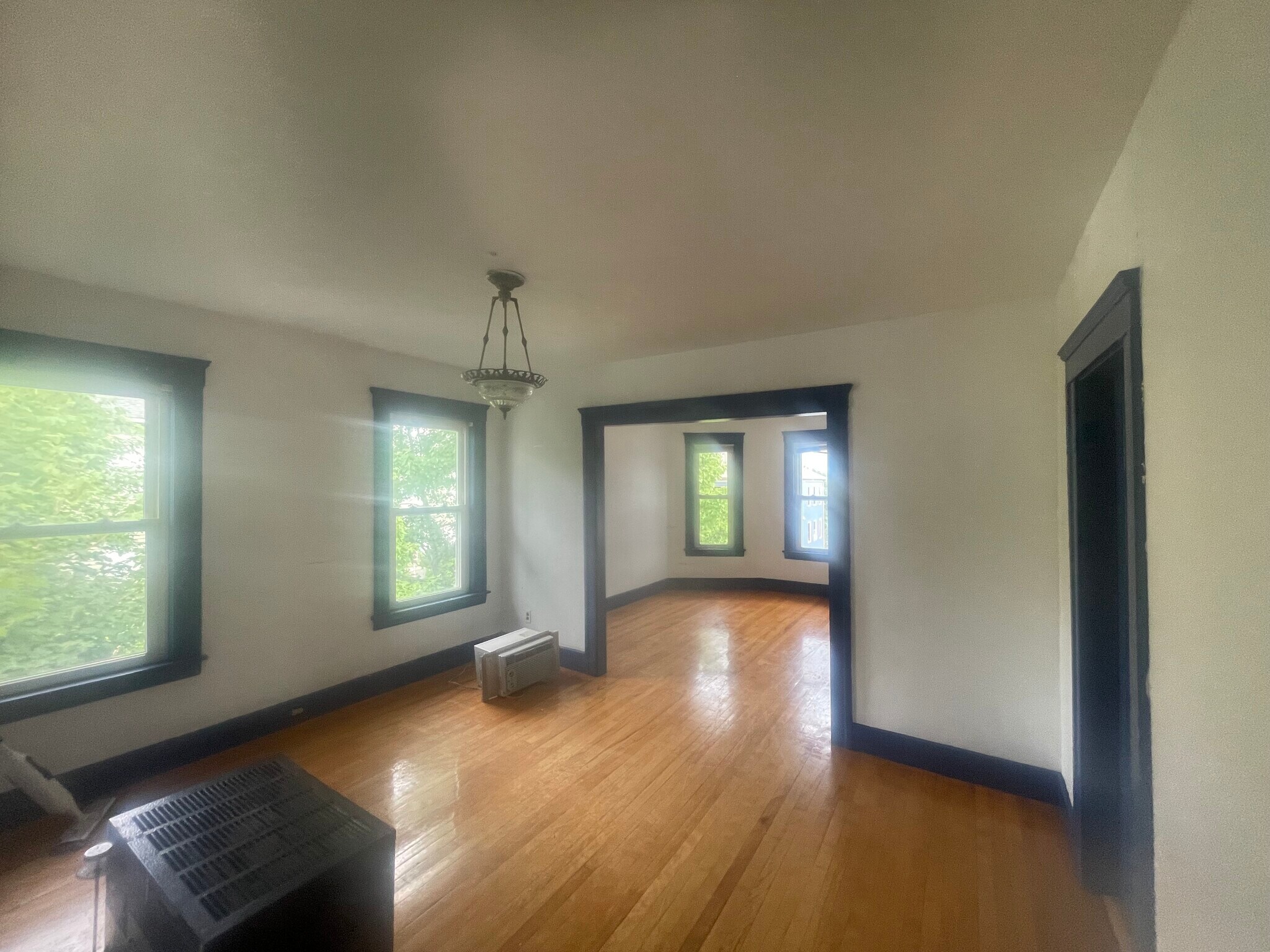 Building Photo - 49 Cohasset St