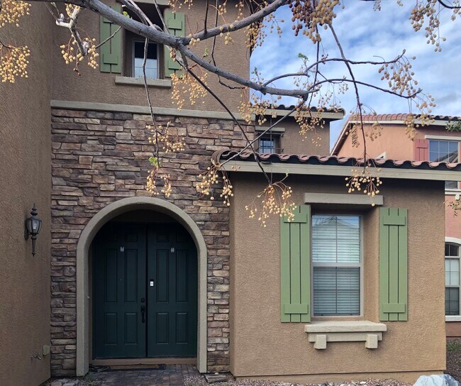 Building Photo - 3924 San Esteban Ave