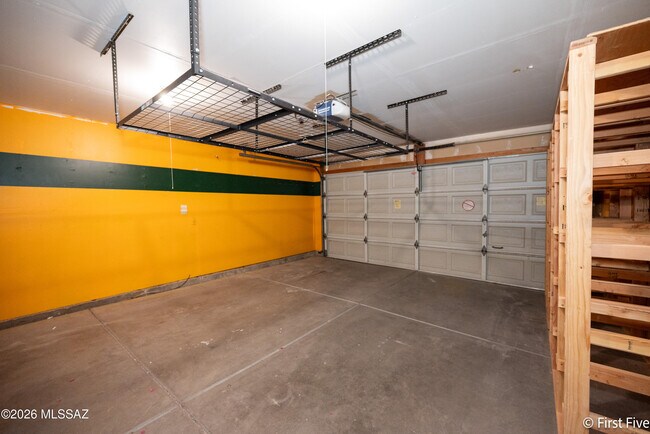 Building Photo - 8984 N Eaglestone Loop