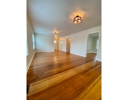 Building Photo - 121 Orne St