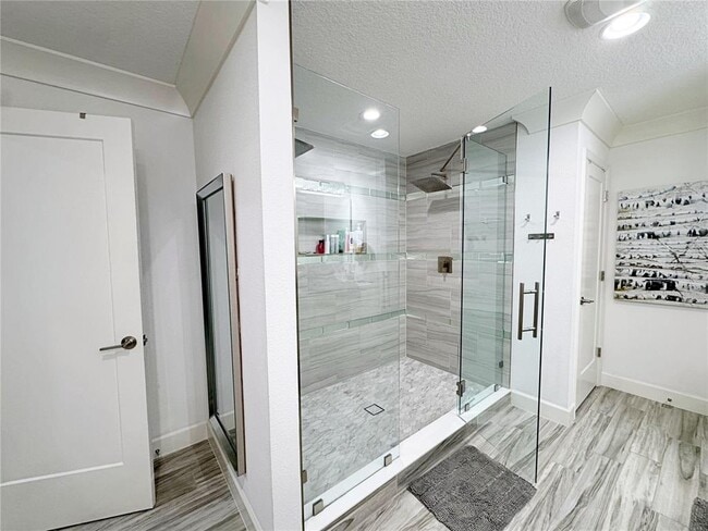 Building Photo - 6160 Hamlin Reserve Blvd