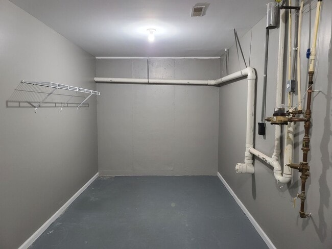 Building Photo - 3 Bedroom Townhome for Rent in Waynesboro