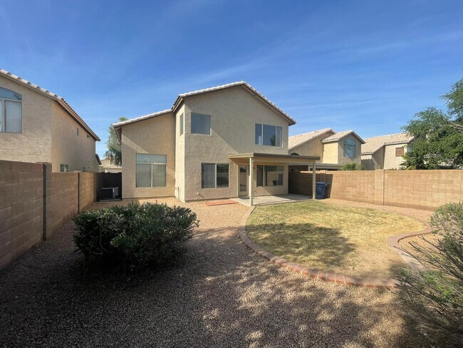 Building Photo - 324 W Colt Rd