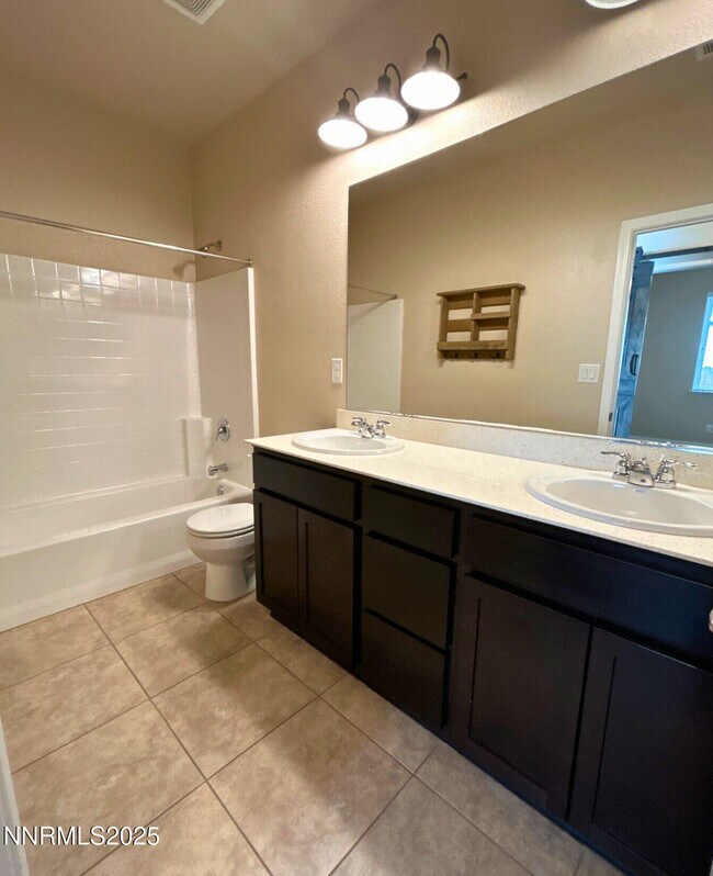 Building Photo - 204 Bristol Wells Ct