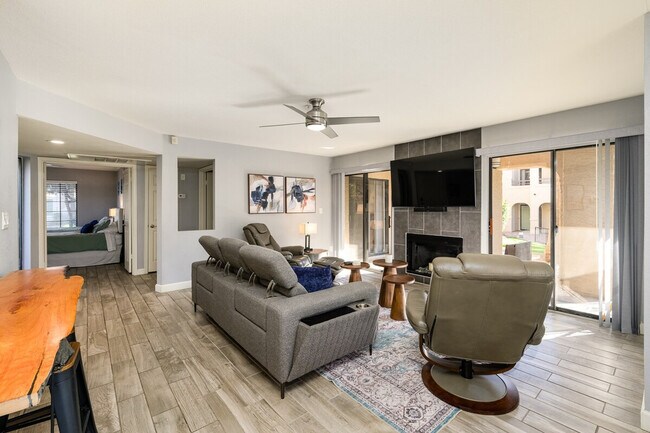 Building Photo - 9695 N 93rd Way